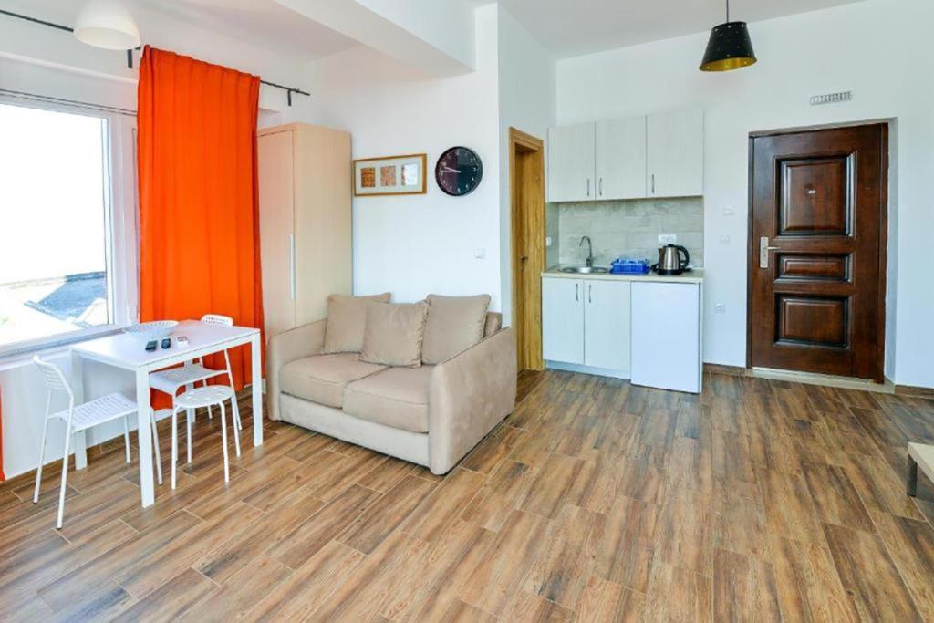 Minna Apartments - Studio Mit Seeblick