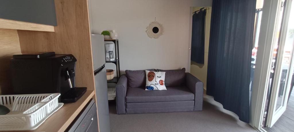 Posezení v ubytování SAK Mobile Home Pirovac