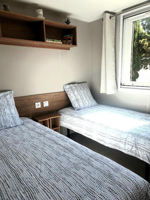 Posteľ alebo postele v izbe v ubytovaní Mar Estang LUXURY Eden 45m2