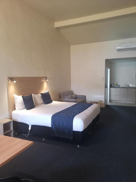 Captains Quarters Motor Inn - Resim 10