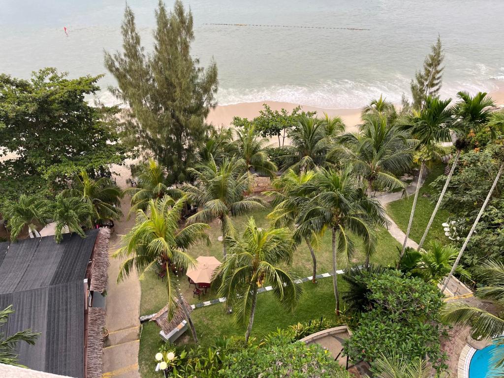Paradise Beach Resort Managed by Danny at Rainbow Paradise Beach Resort