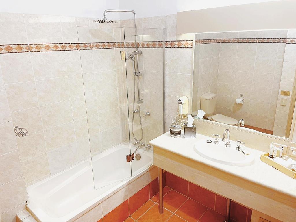 Royal Albert Hotel - Resim 30