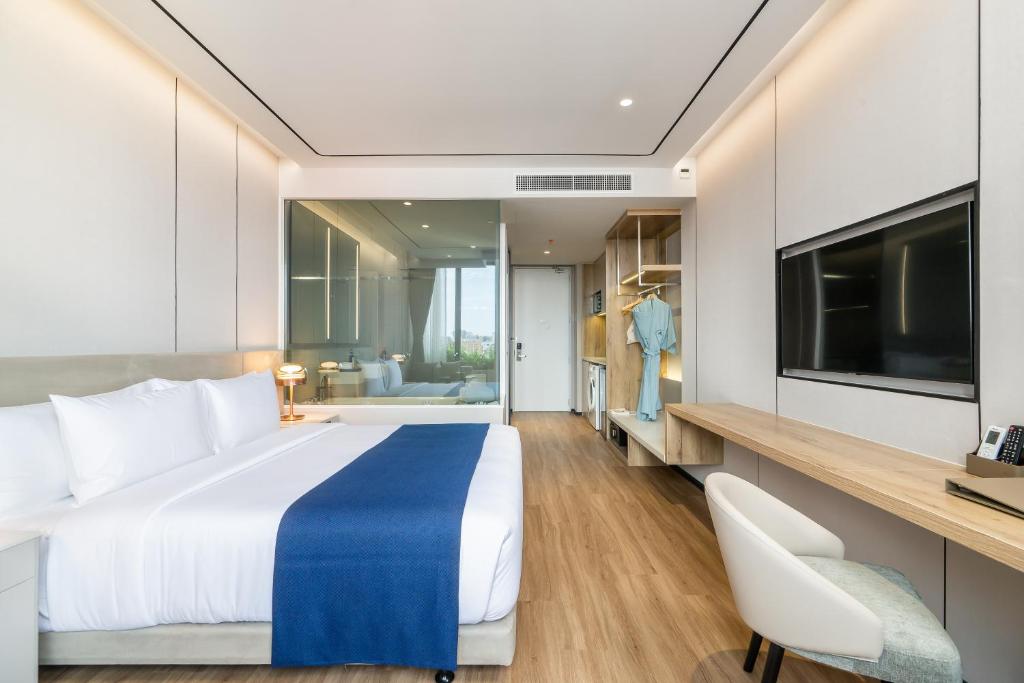 NARCISSUS HOTEL AND RESIDENCE