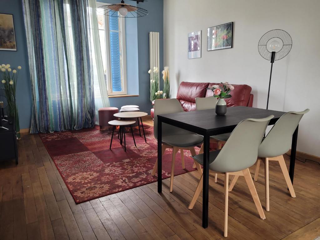 Posezení v ubytování Appartements CDG JOIGNY
