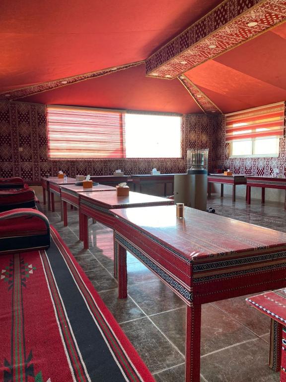 Restoran atau tempat lain untuk makan di Scoop Rum