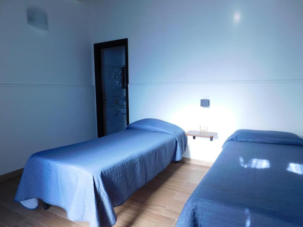 B&B Antica Dimora - Twin Room With Private Bathroom