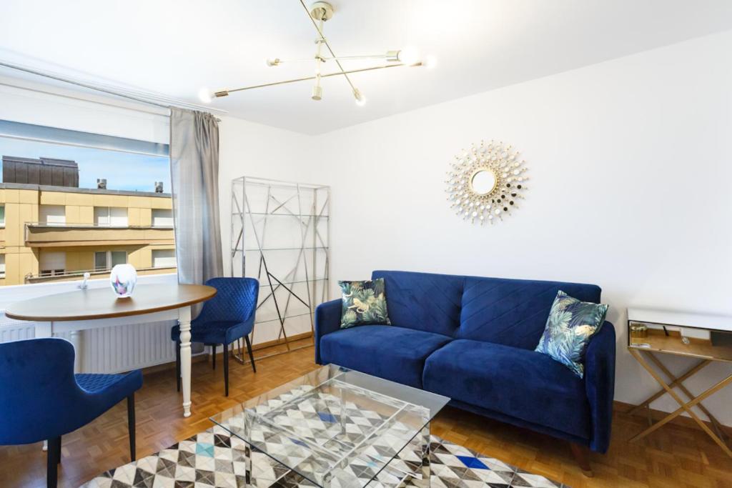 Posezení v ubytování A comfy apartment in Montreux centre