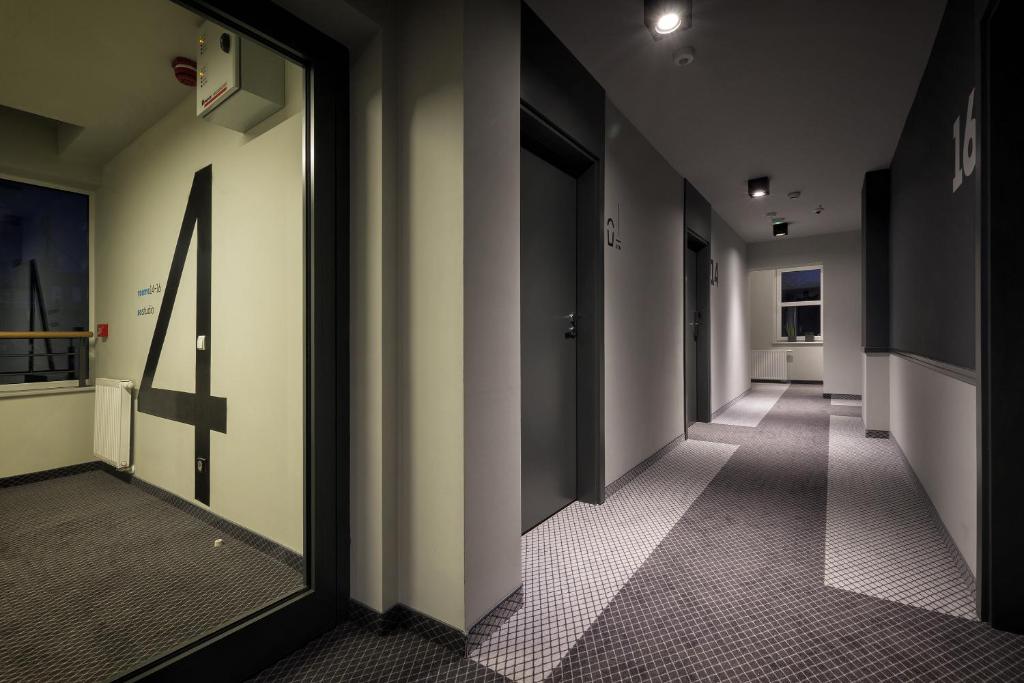 So Stay Hotel - Resim 39