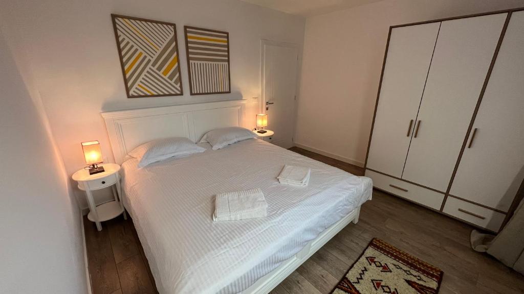 Beautiful PRIME Location Tirana - Image 2