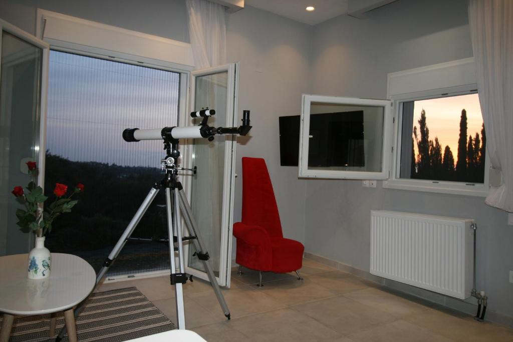 TV a/nebo společenská místnost v ubytování Luxury Apartment, Tranquility, Sea Views, Breeze