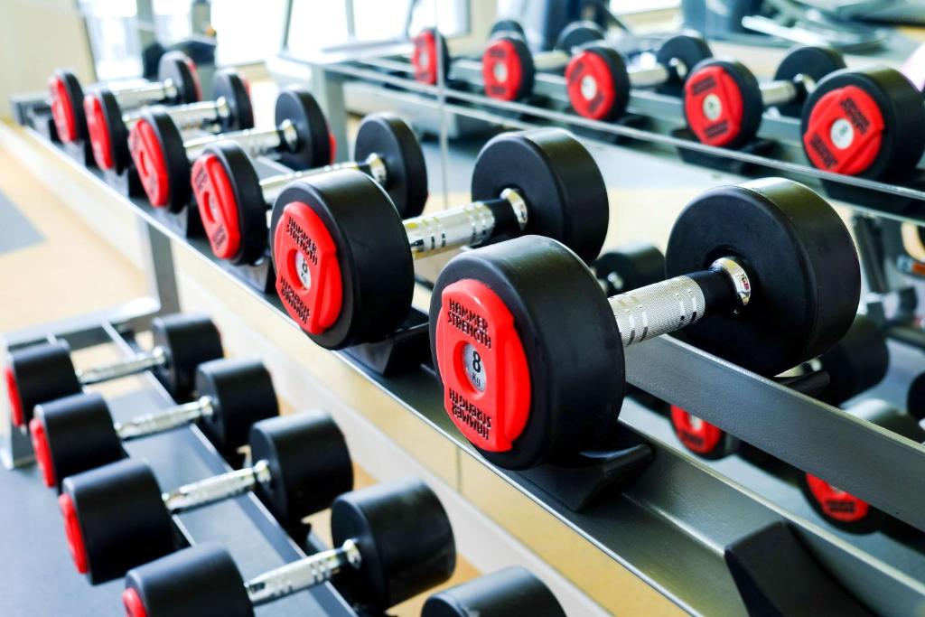 Fitness centrum a/nebo fitness zařízení v ubytování Cassia Phuket, part of Banyan Group