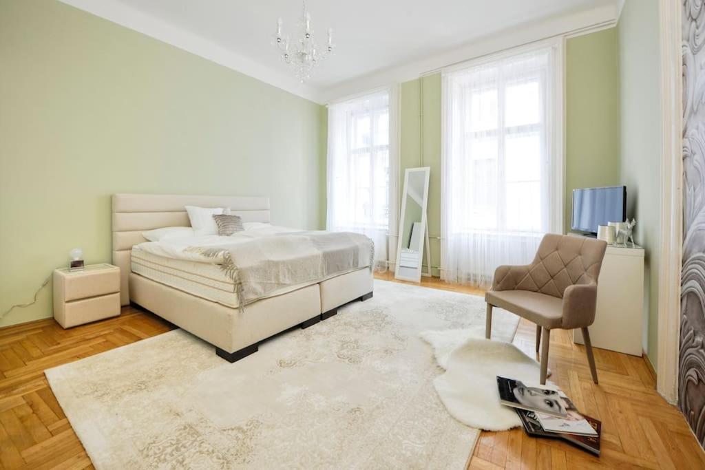 Danubio **** 3 bedrooms - Next to the river 1056 Budapest, 6 Sörház utca kép - 1
