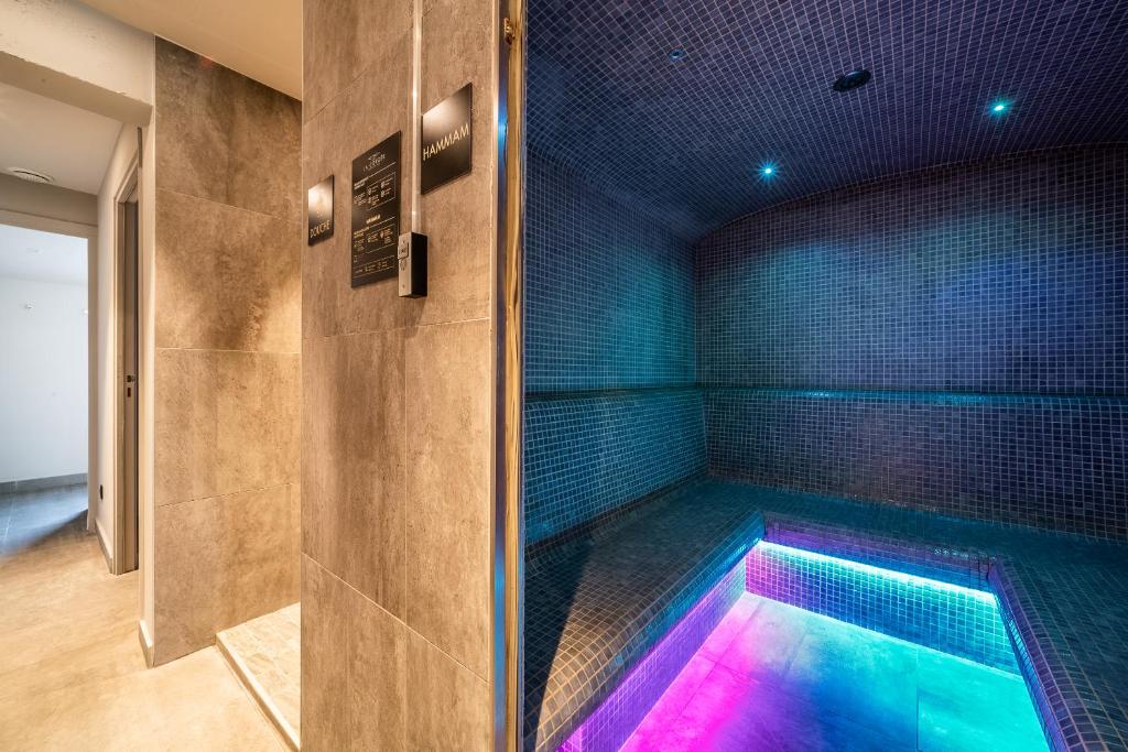 Kúpeľňa v ubytovaní Apartment Le Gui Chamonix - BY EMERALD STAY