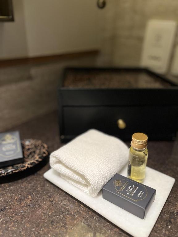 Taj City Centre New Town, Kolkata - Luxus-Suite Whirlpool Mit Beily-Way-Flughafentransfers, Abendcocktail, 4 Stcs Nicht-kumulativer Bühne
