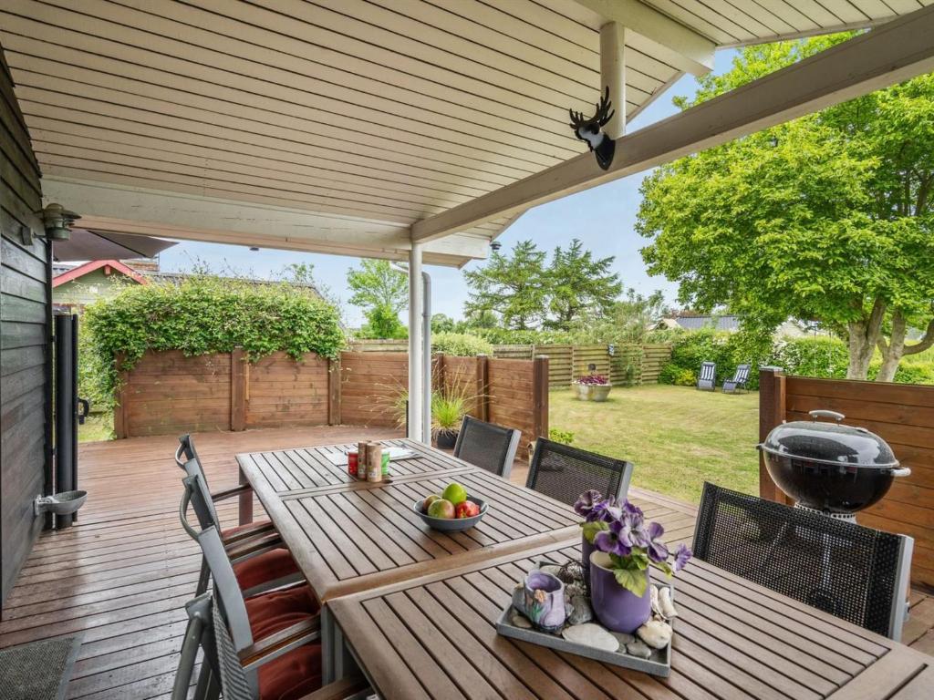 Zahrada ubytování Holiday Home Gisl - 400m from the sea by Interhome