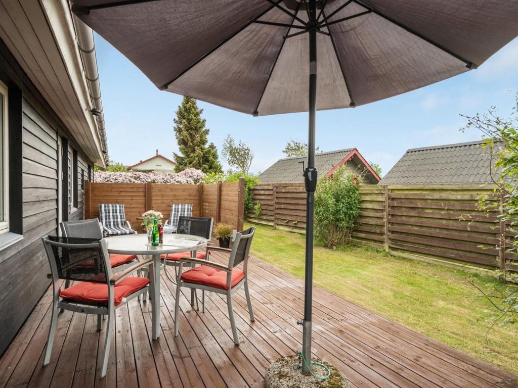 Zahrada ubytování Holiday Home Gisl - 400m from the sea by Interhome