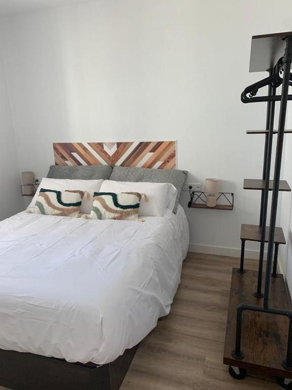 Postel nebo postele na pokoji v ubytování Apartamento Peñas Blancas, junto a ruta de los Cahorros, Monachil.