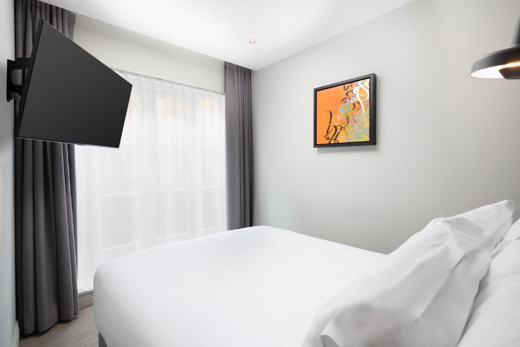 The 55 by Le Mirage - Resim 38