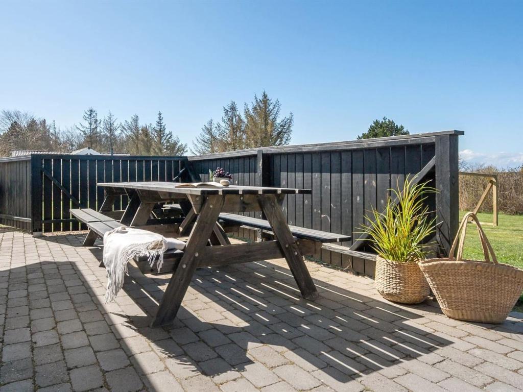 Balkón nebo terasa v ubytování Holiday Home Faina - 100m from the sea by Interhome