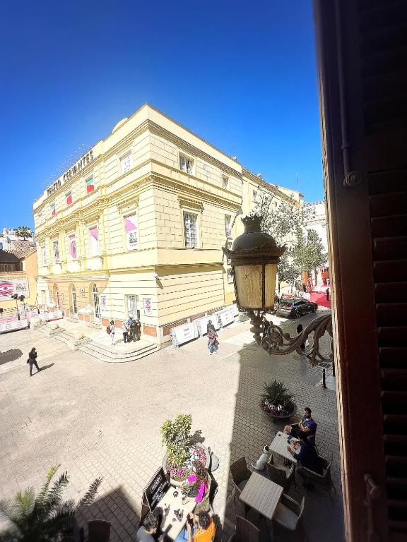 Budova, v ktorej sa hostel nachádza
