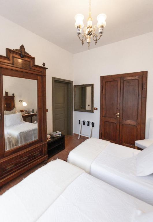 Agriturismo Borgo di Campagna Il Tesoro - Chambre Double Avec Vue Sur Jardin