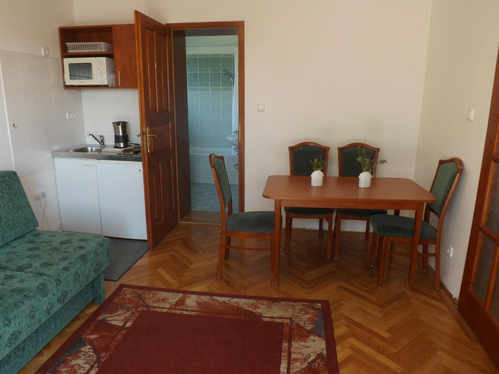 HELIOS Hotel Apartments - Resim 28