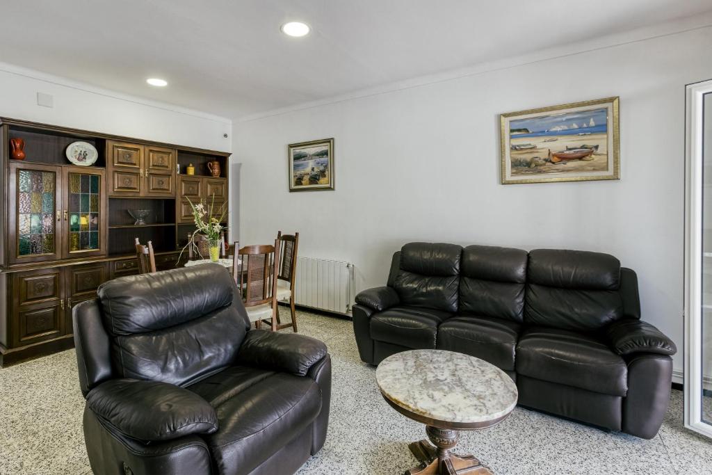Posedenie v ubytovaní Casa Dalies