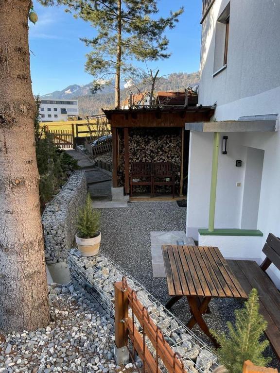 Nespecifikovaný výhled na hory nebo výhled na hory při pohledu z apartmánu