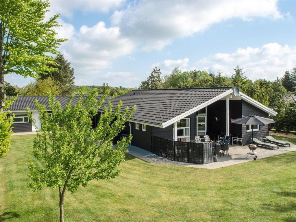 Zahrada ubytování Holiday Home Gylla - 12km from the sea by Interhome
