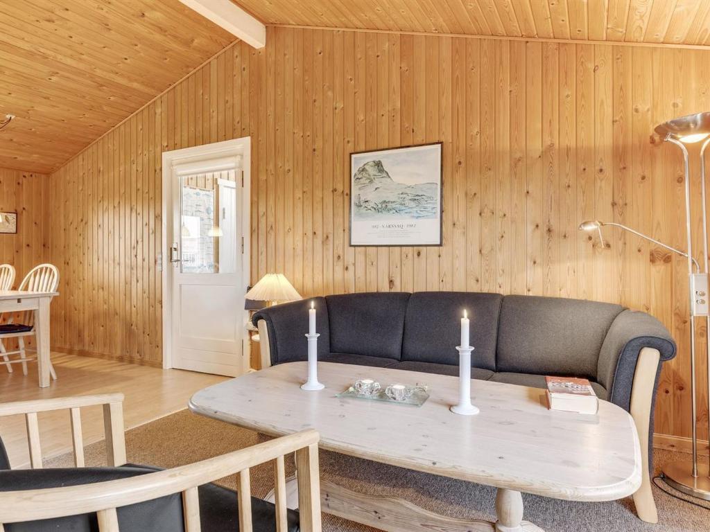 Posezení v ubytování Holiday Home Siri - 400m from the sea by Interhome