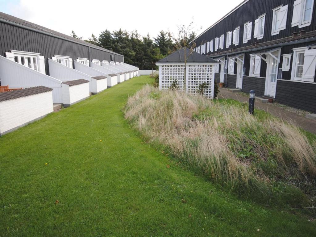 Zahrada ubytování Apartment Vasil - 100m to the inlet in NW Jutland by Interhome