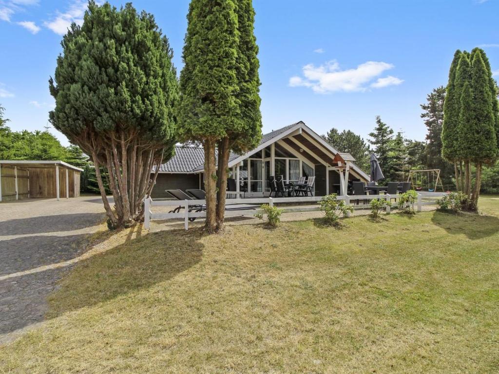 Zahrada ubytování Holiday Home Dedo - 300m from the sea by Interhome