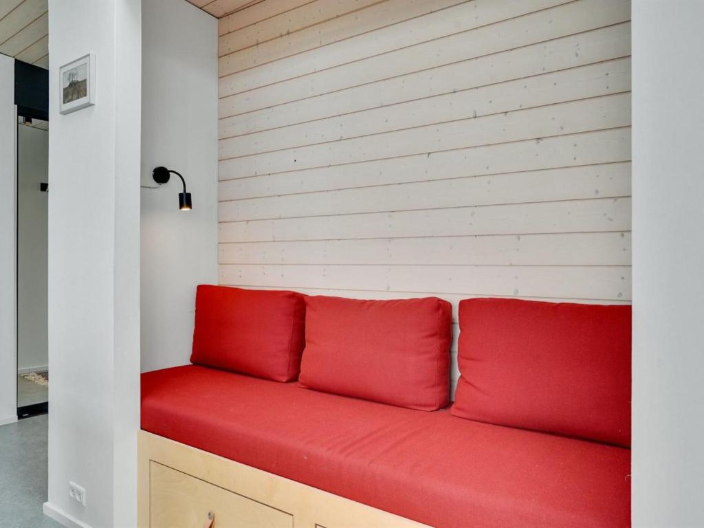 Posezení v ubytování Holiday Home Mahilo - 300m from the sea by Interhome