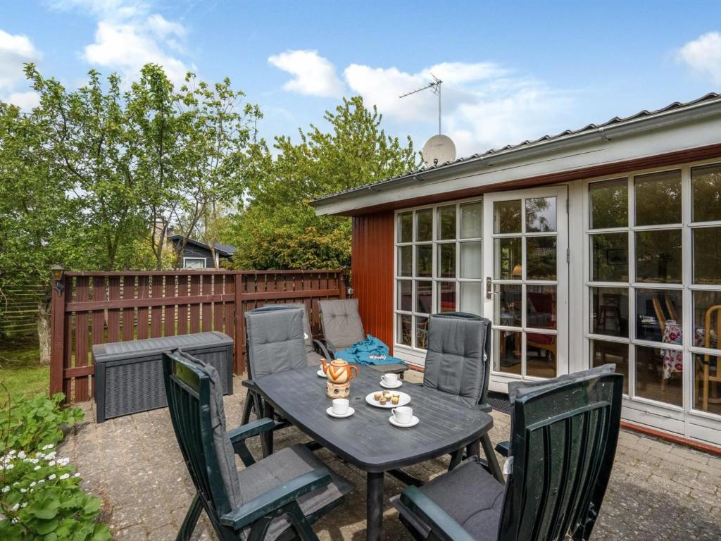 Balkón nebo terasa v ubytování Holiday Home Vian - 200m from the sea by Interhome