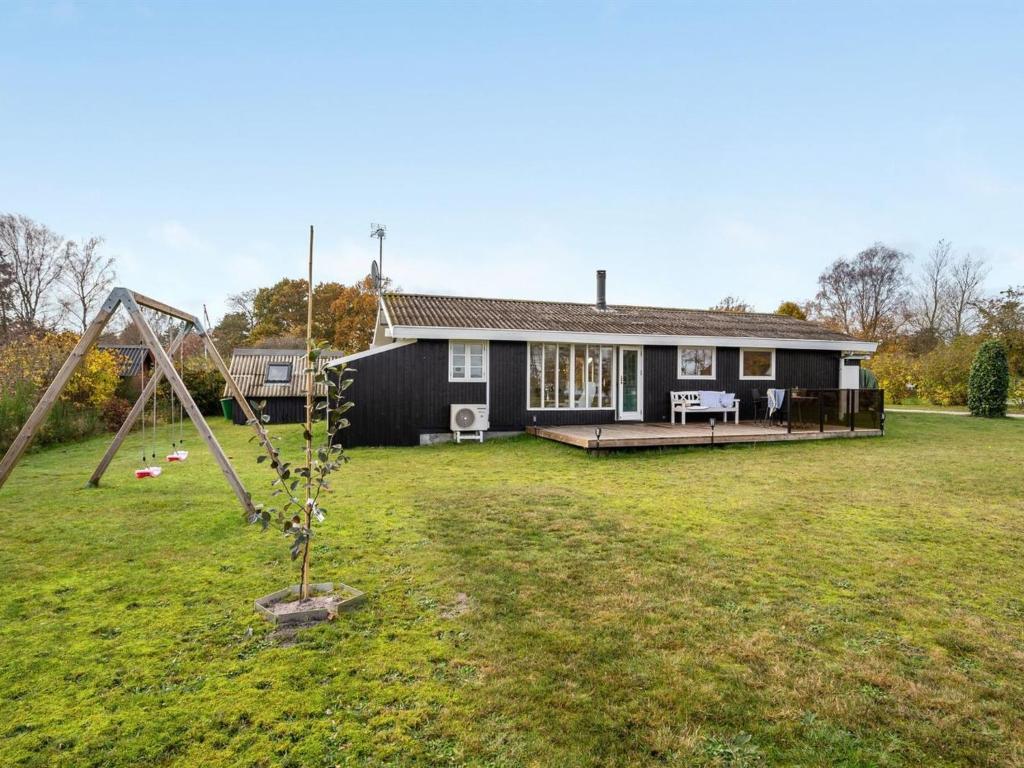 Zahrada ubytování Holiday Home Joon - 300m from the sea by Interhome
