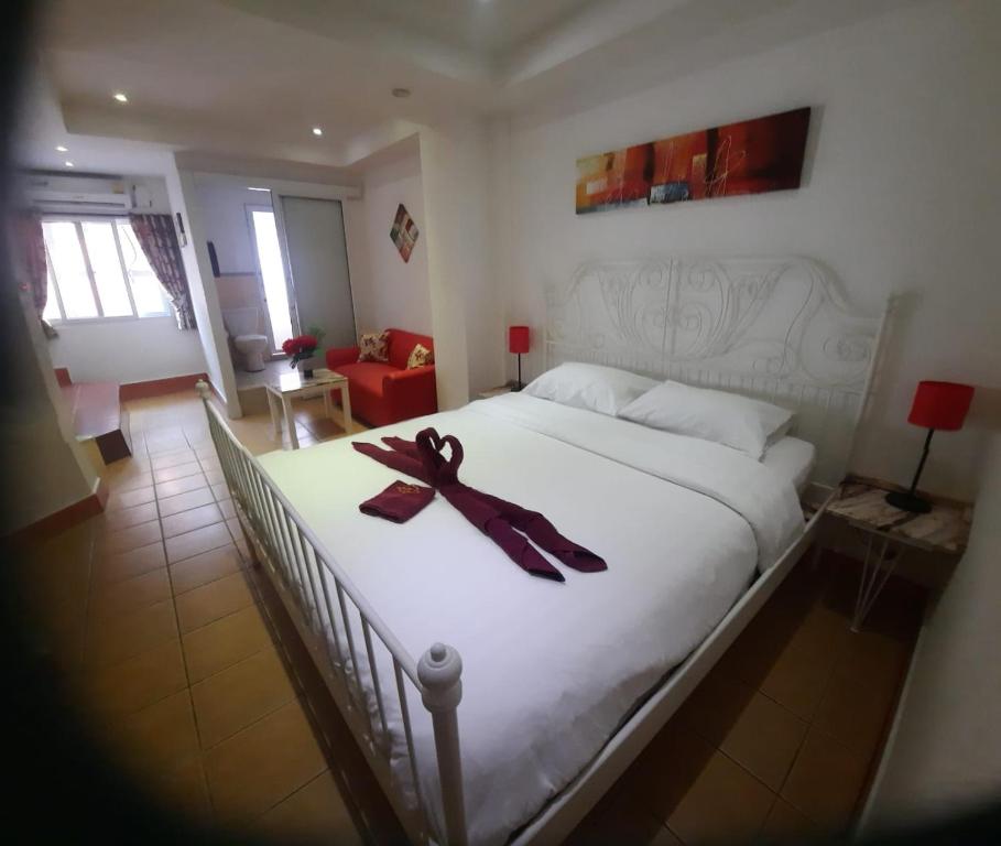 Swiss Food Restaurant and room for rent - Resim 10