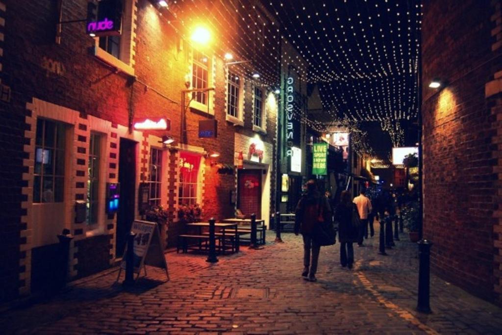 Royal West End Hotel - Resim 18