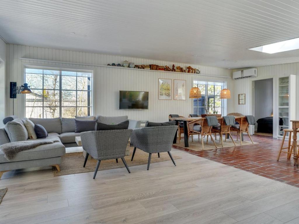 Fotografie z fotogalerie ubytování Holiday Home Heloise - 400m from the sea in NE Jutland by Interhome v destinaci Hals