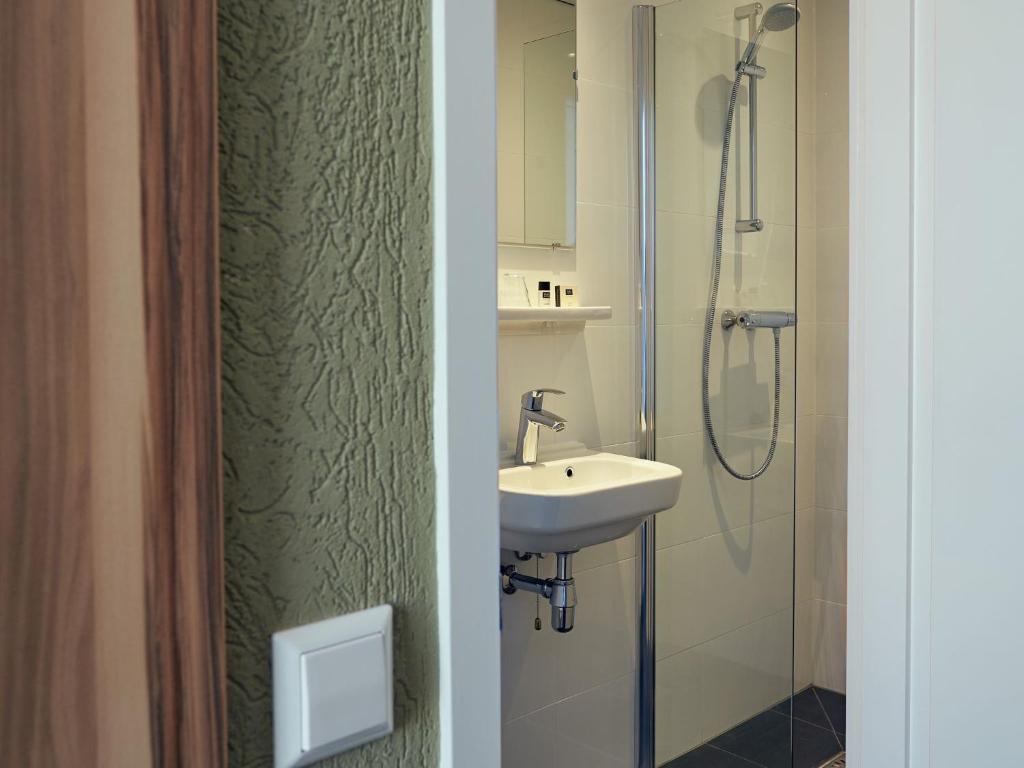 Hotel Asterisk, a family run hotel - Resim 42