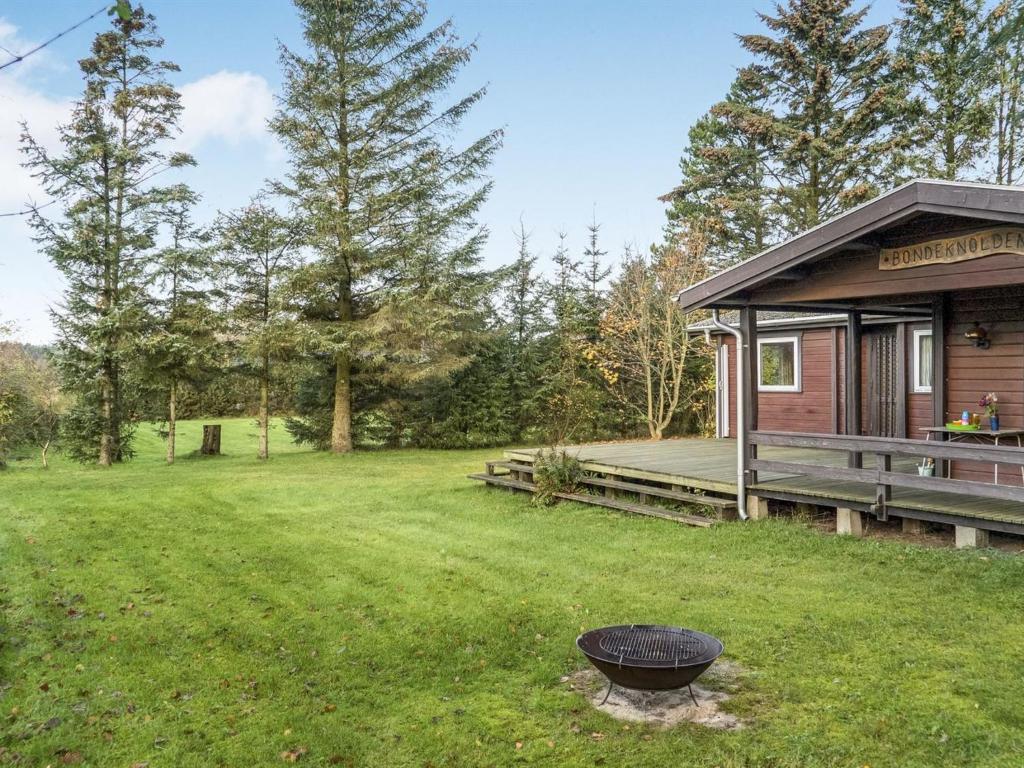 Zahrada ubytování Holiday Home Artur - 1-5km from the sea by Interhome