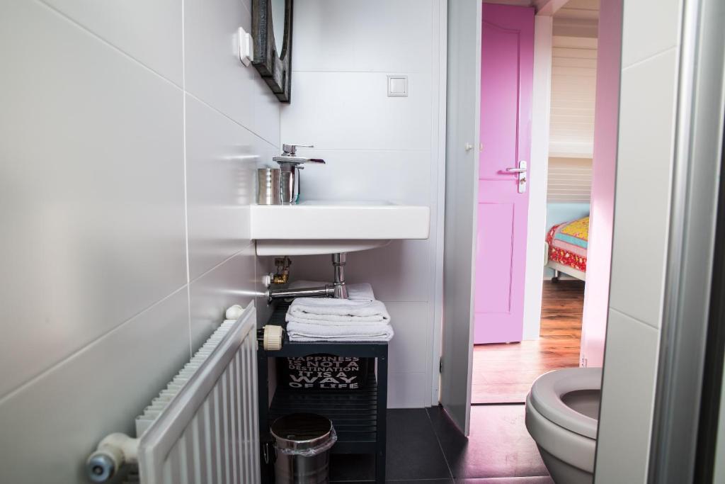 Koupelna v ubytování Hotel Domburg4you