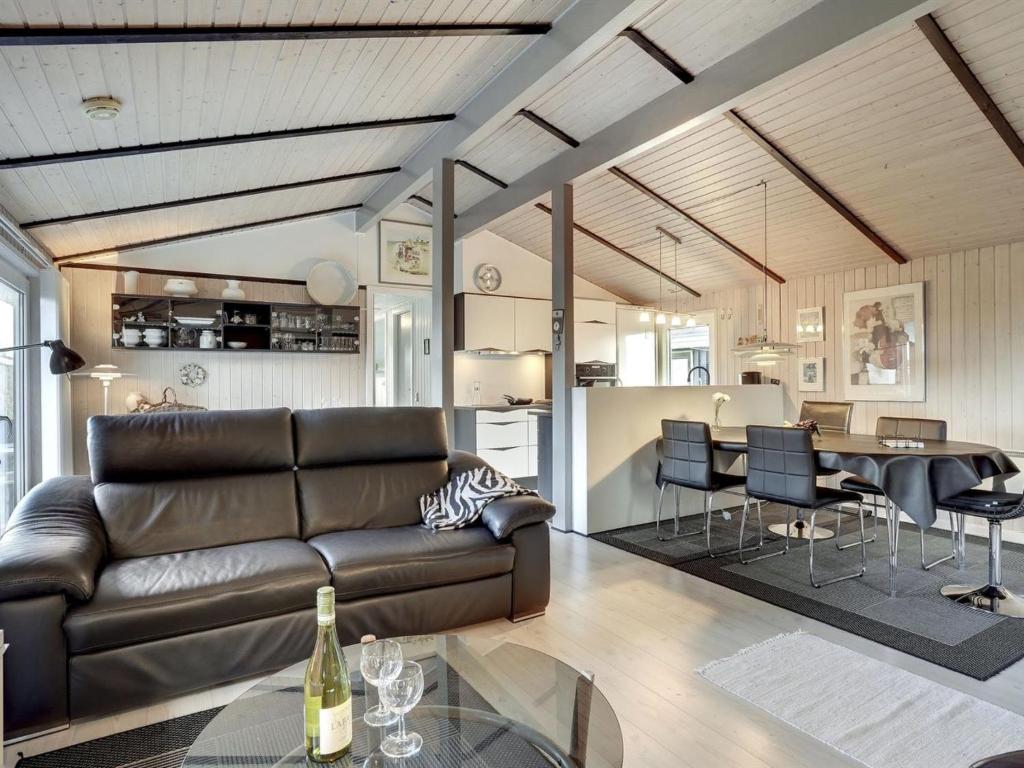 Fotografie z fotogalerie ubytování Holiday Home Arent - 300m from the sea in NW Jutland by Interhome v destinaci Hjorring