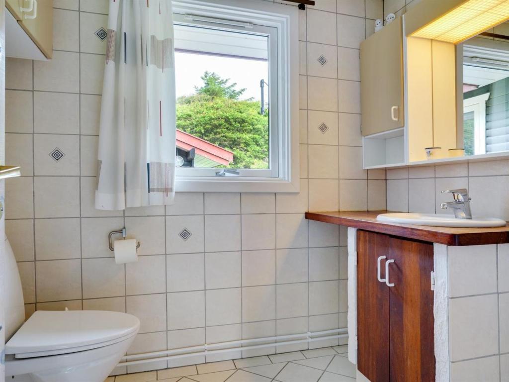 Koupelna v ubytování Holiday Home Sorja - 420m from the sea by Interhome