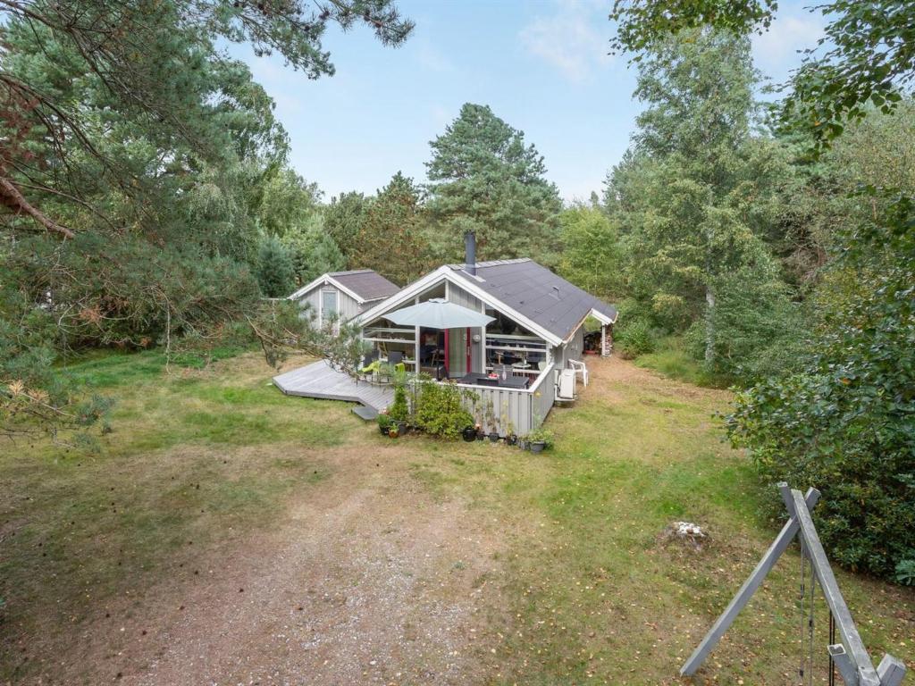 Zahrada ubytování Holiday Home Snari - 400m from the sea by Interhome