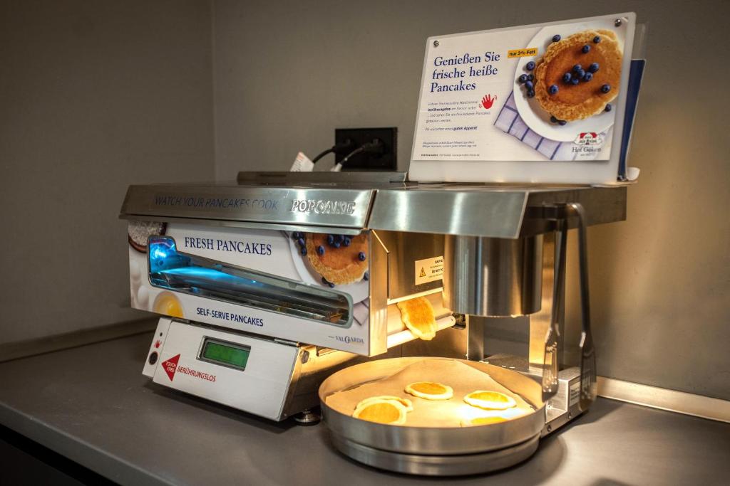 a&o Berlin Friedrichshain - Resim 12