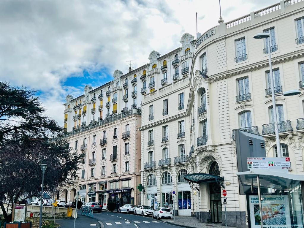 Budova, v ktorej sa apartmán nachádza