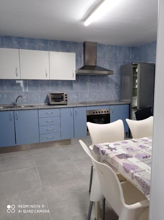 Kuchyňa alebo kuchynka v ubytovaní Pinar Suites Habitaciones