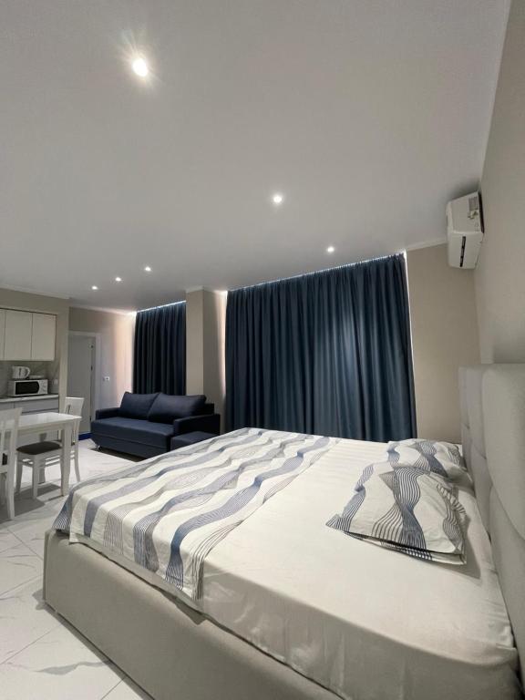 Modern Beachfront Apartments - Image 2