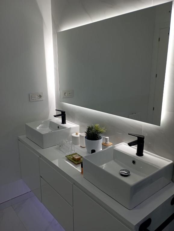 Zdjęcie z galerii obiektu Súper apartamento Santiago w Santiago de Compostela