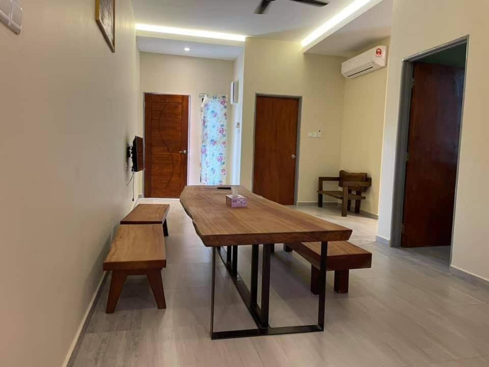 Villa Motel Mas Guesthouse - Apartamento De Tres Habitaciones